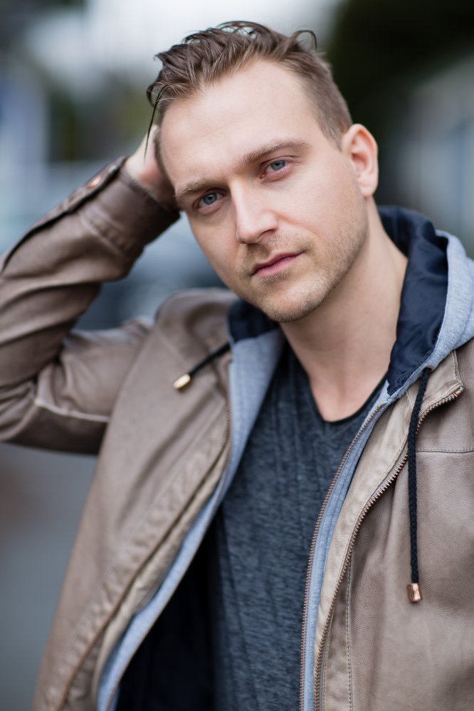Aaron Hutchinson