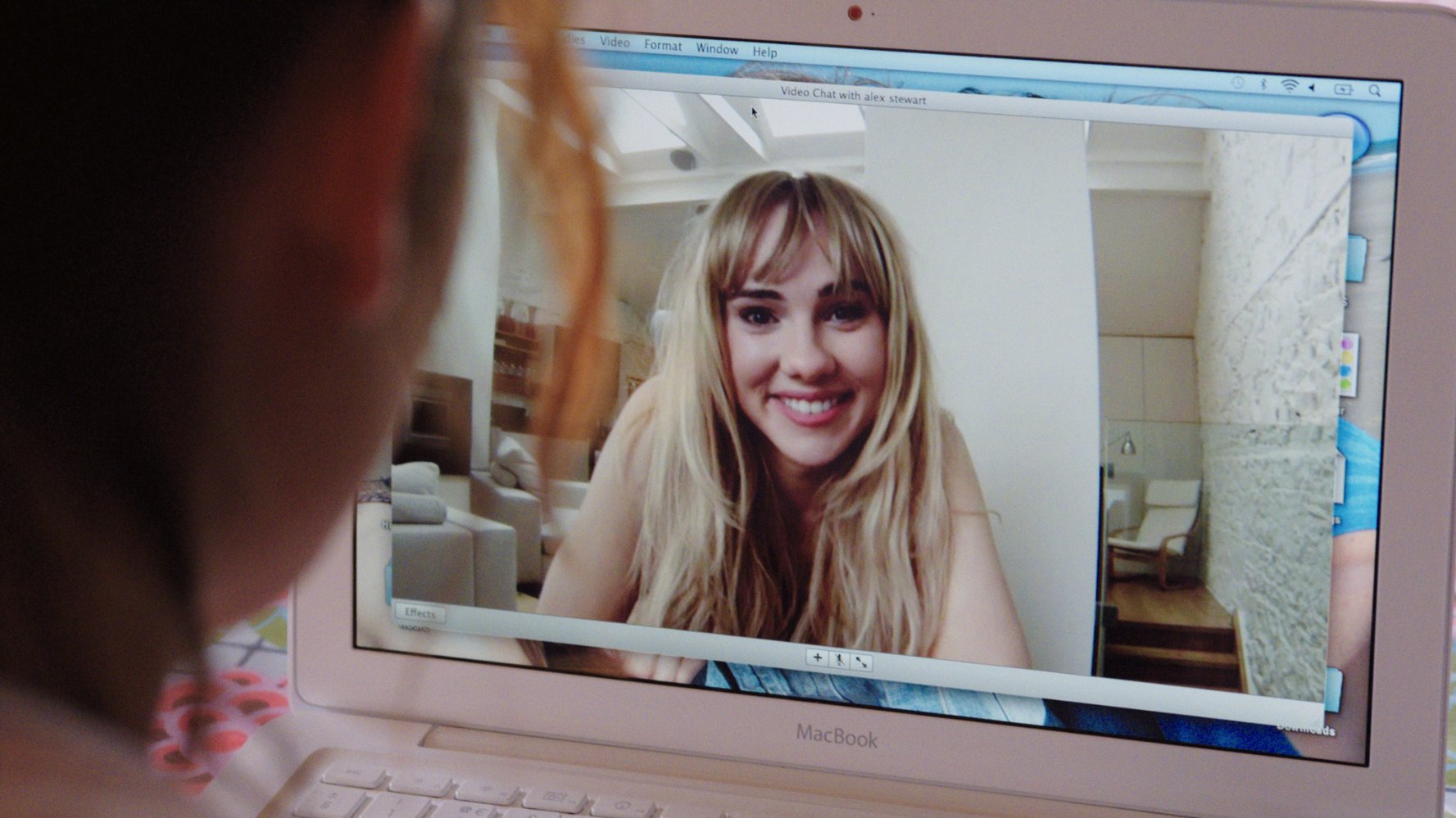 Suki Waterhouse
