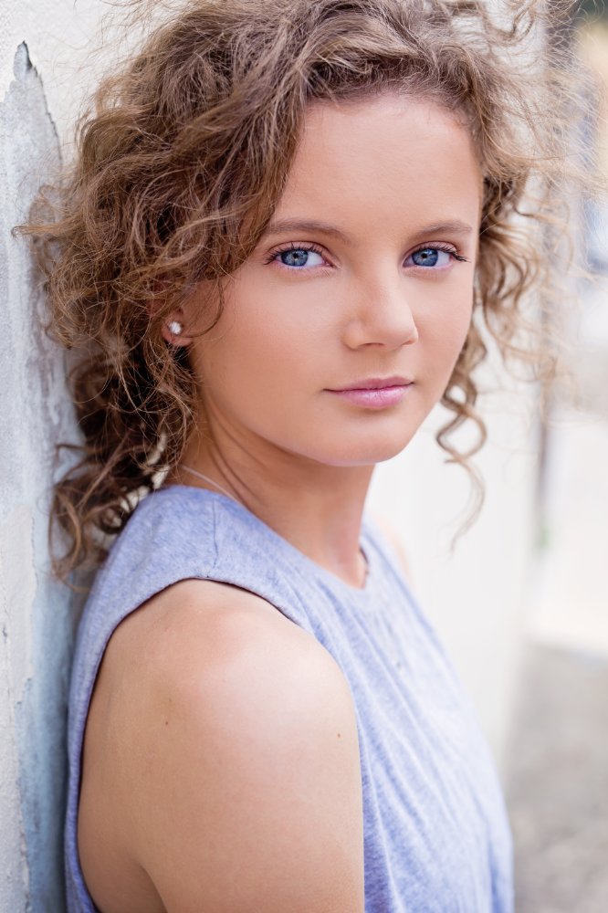 Annie Rose Buckley