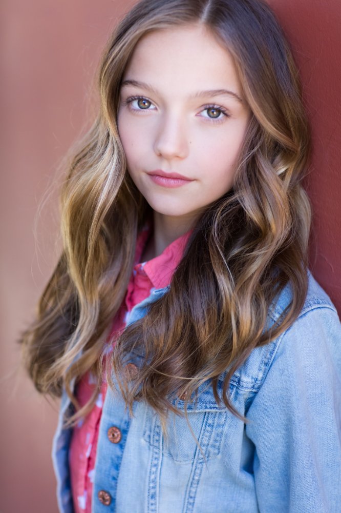 All about celebrity Jayden Bartels! Watch list of Movies online: Coop ...