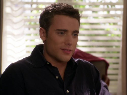 Dustin Milligan