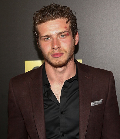 Oliver Stark
