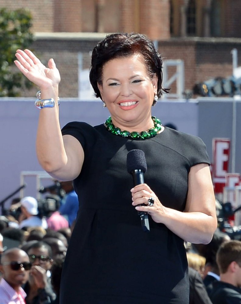 Debra Lee