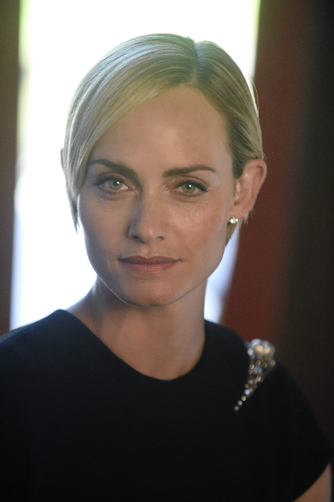 Amber Valletta