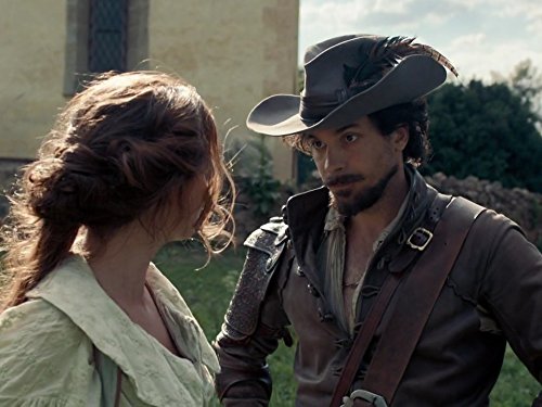 Santiago Cabrera