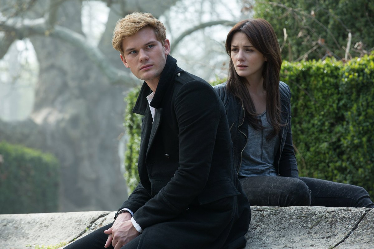 Lucinda Price