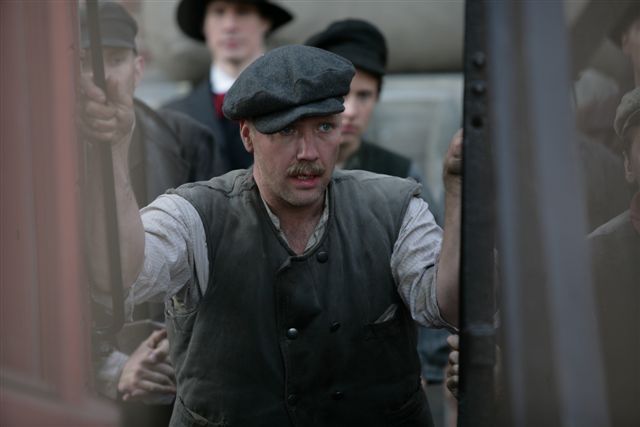 Mikael Persbrandt