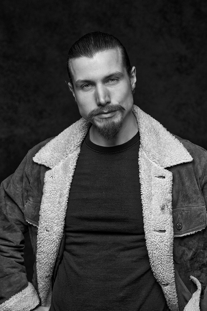 Zak Tomic