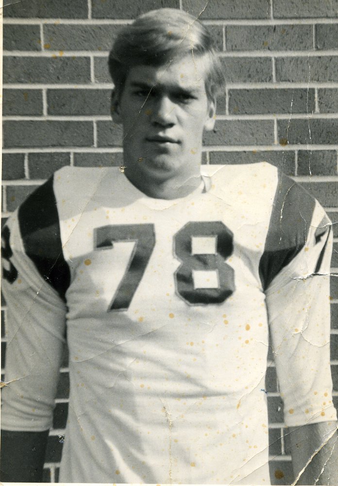 Dennis Hayden