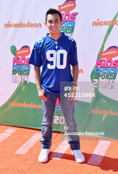 Tyler Alvarez