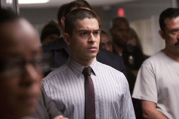 Detective Efrem Vega
