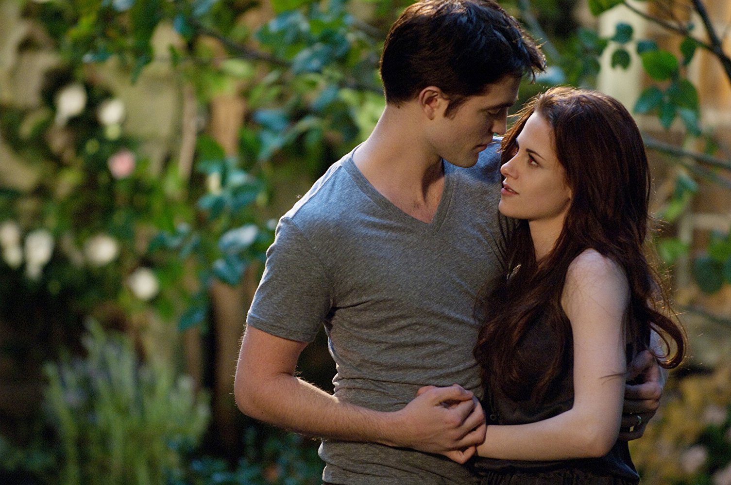 watch twilight breaking dawn part 1 free