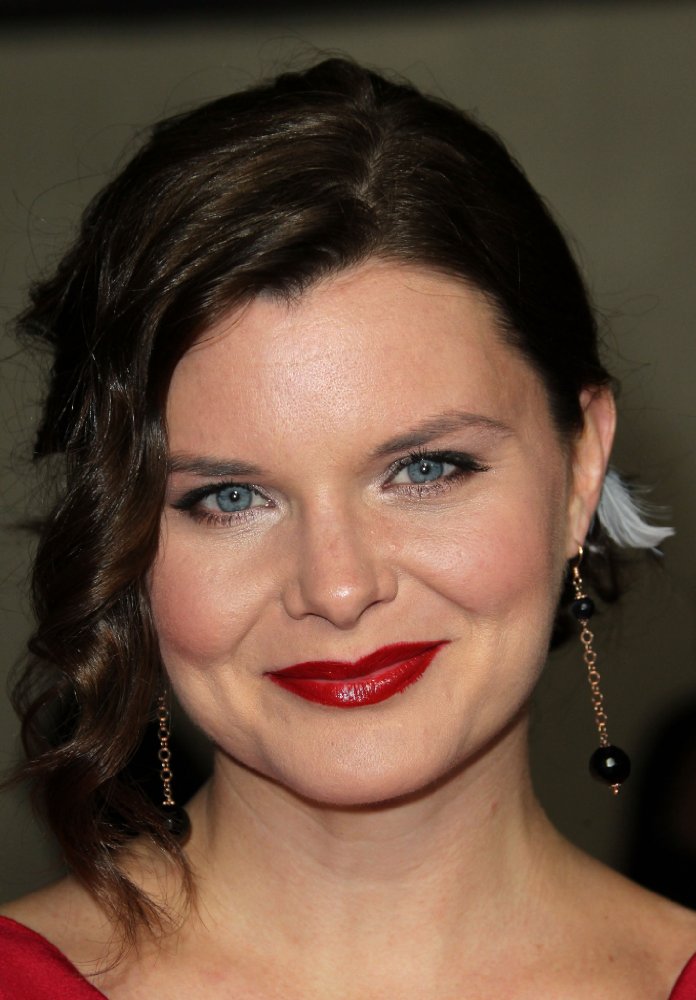 Heather Tom