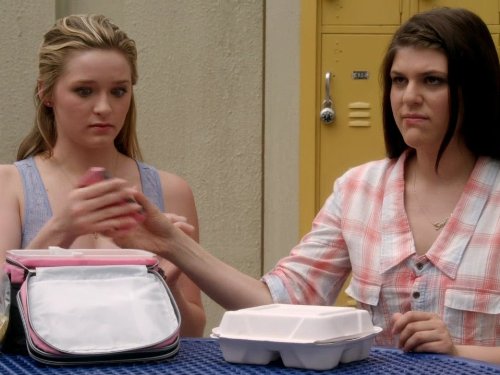 Molly Tarlov