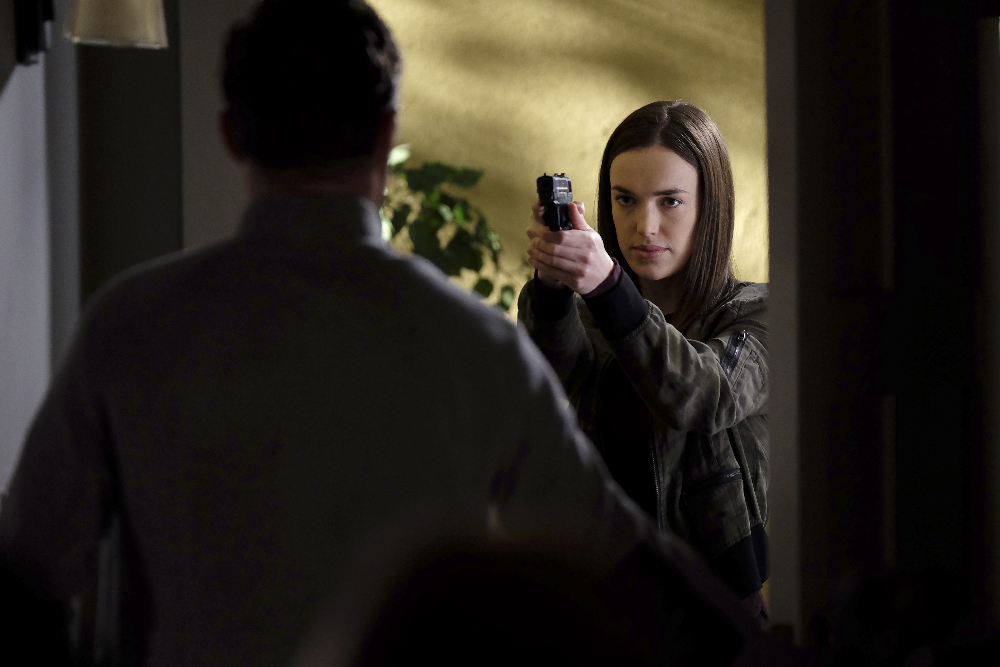 Elizabeth Henstridge