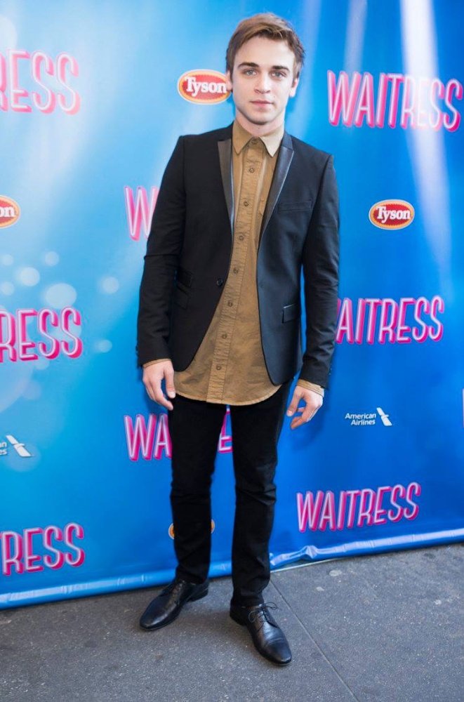 Sean Grandillo