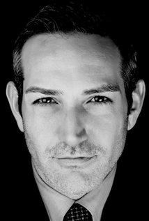 Derek T Gordon