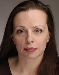 Julie Hoult