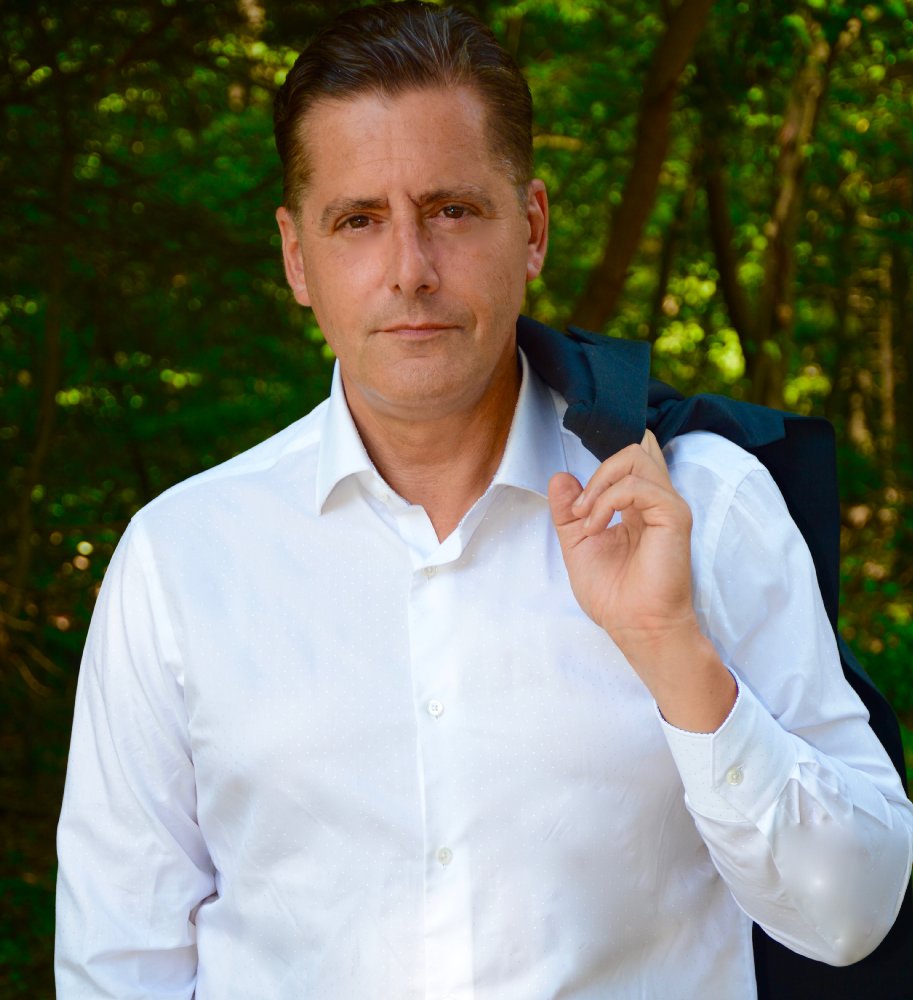 Tony Sharra