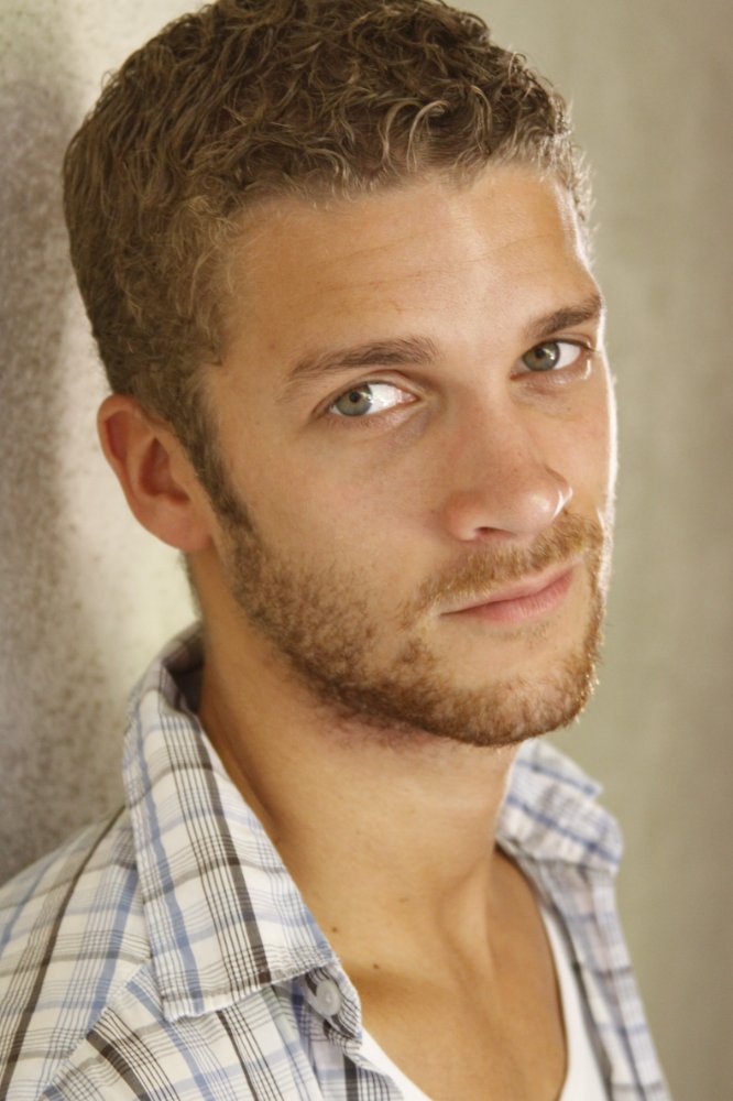 Greg Kelly