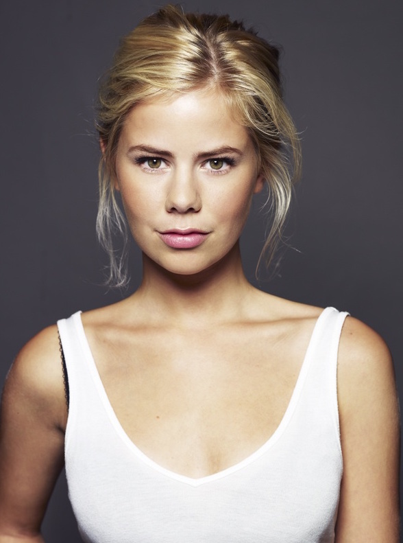 Julie Zangenberg