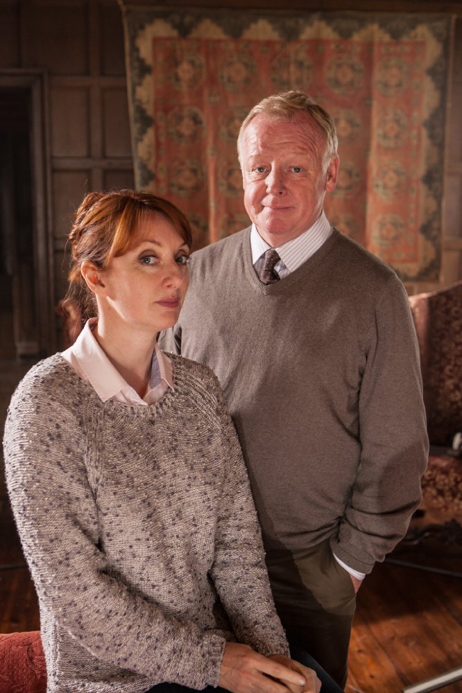 Les Dennis