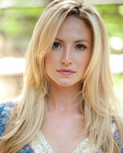 Jaclyn Lyons