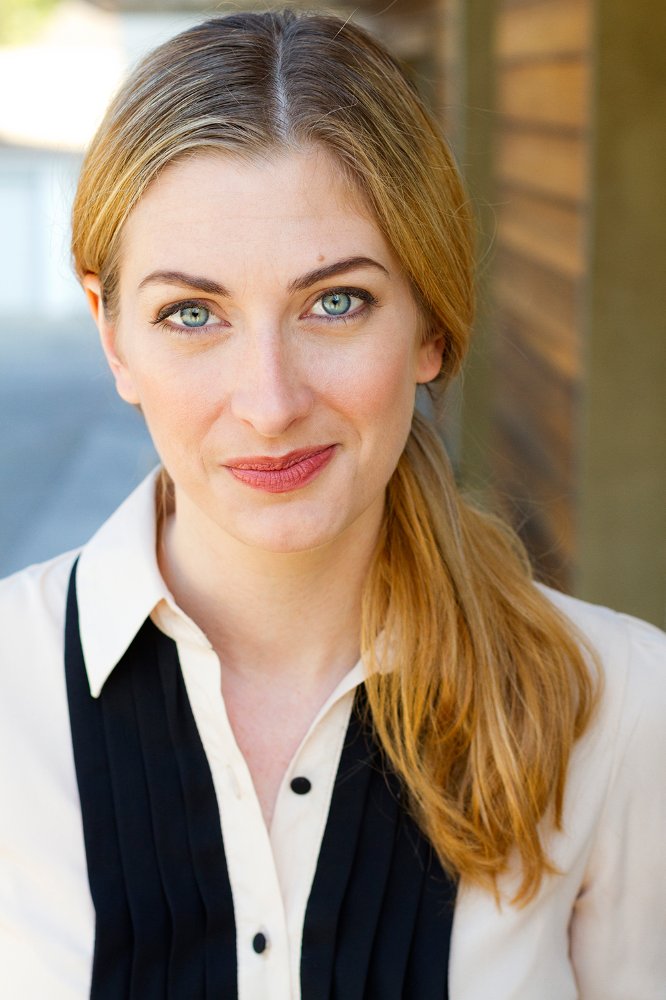 Carolyn Jania