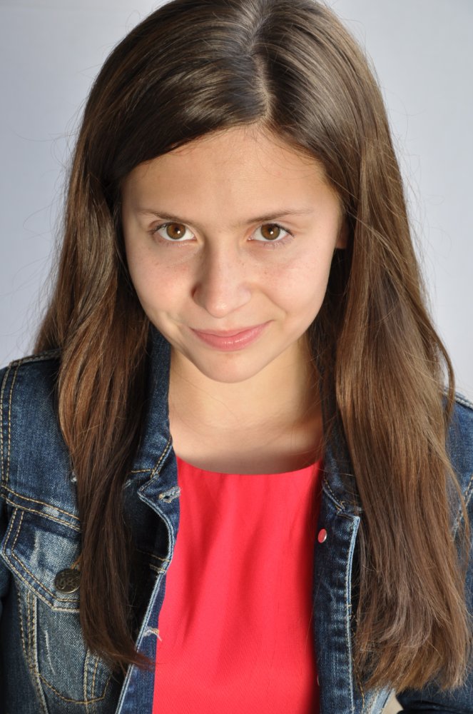 Charlize Diaz De Leon