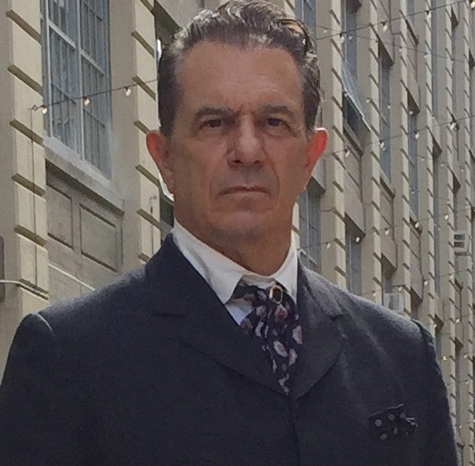 John De Bello