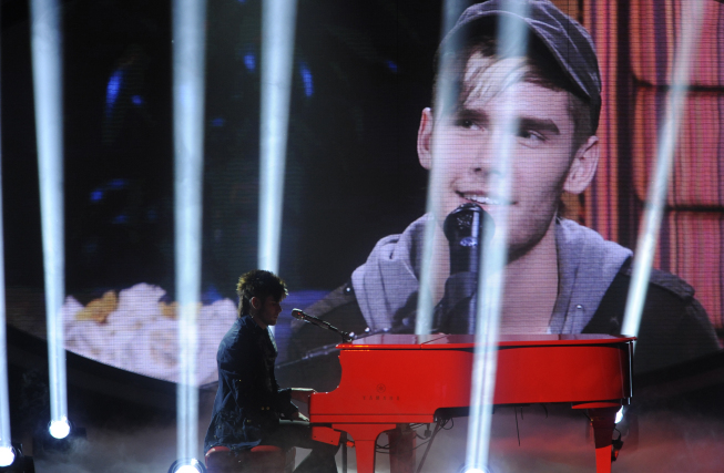Colton Dixon
