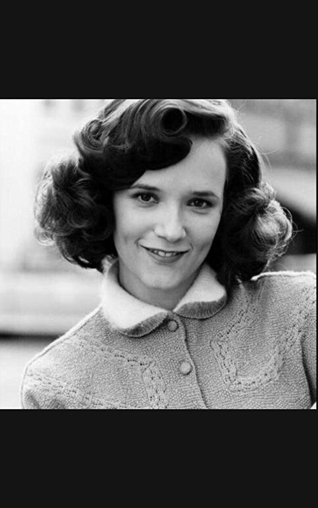 Lorraine Baines