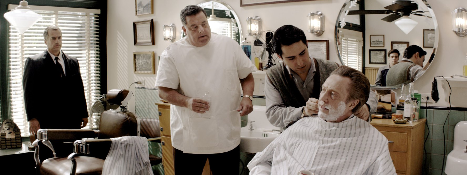 Steve Schirripa
