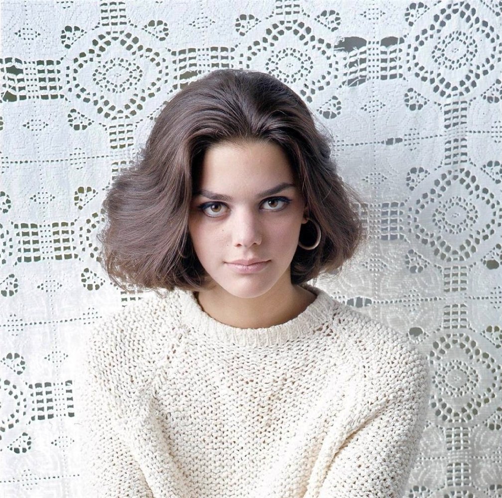Tina Aumont
