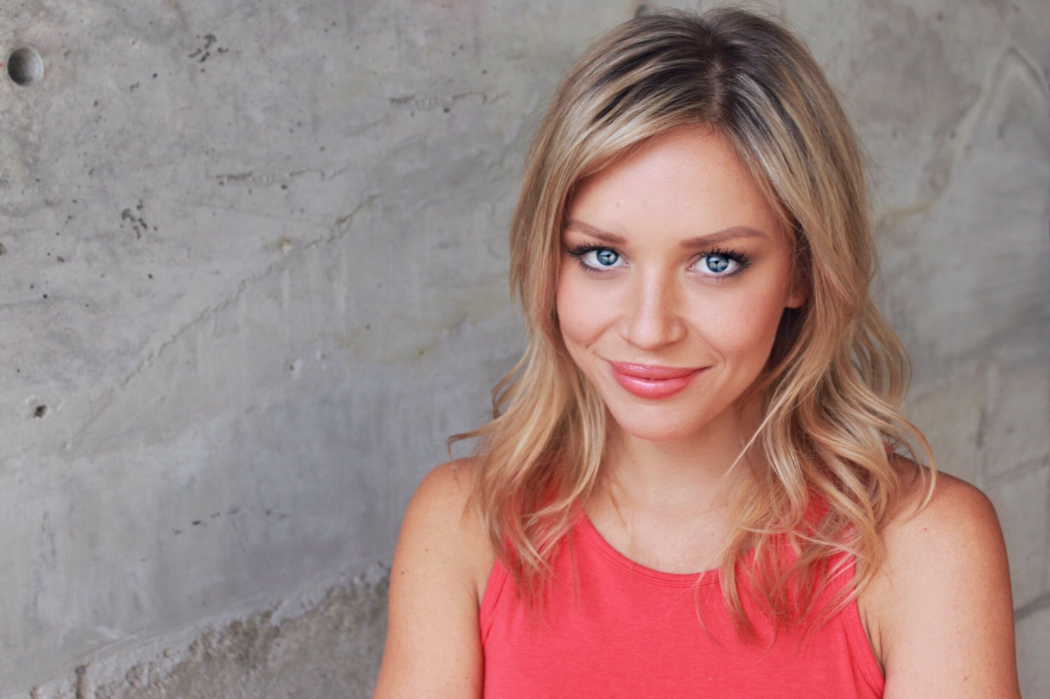 Tara Holt