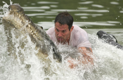 Johnny Messner