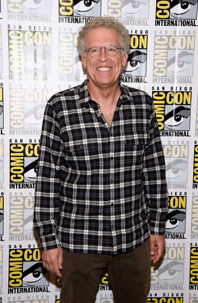 Carlton Cuse