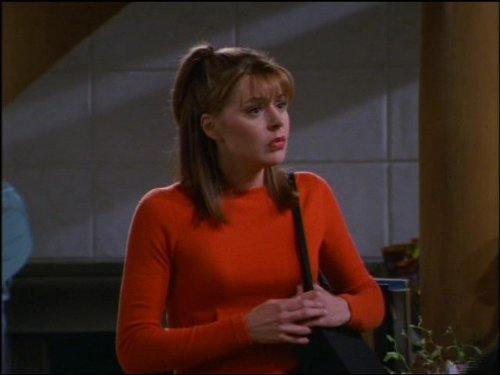 Daphne Moon Crane