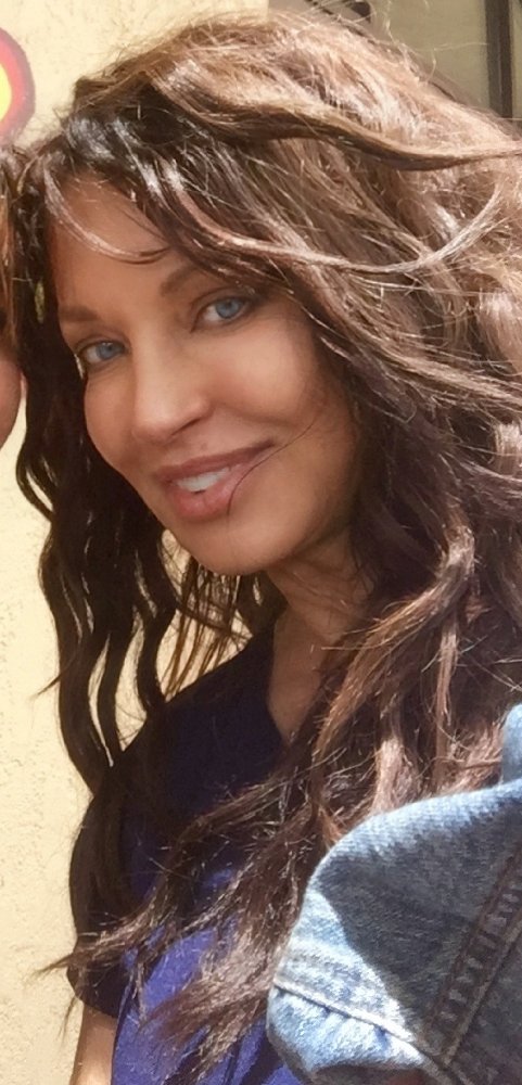 Holly Anderson
