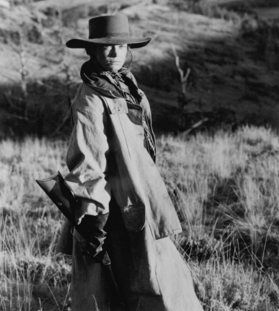 Suzy Amis