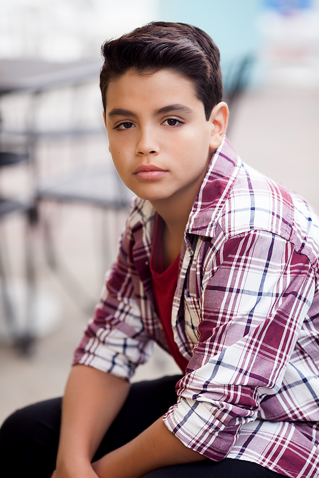 Brett Hoyle