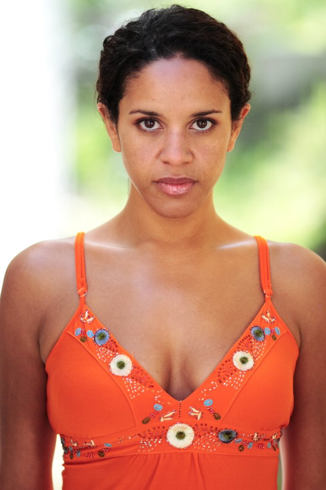 Sara Zwangobani