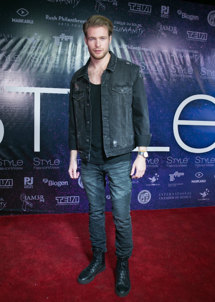 Rhett Wellington