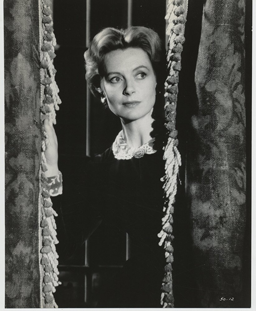 Miss Giddens