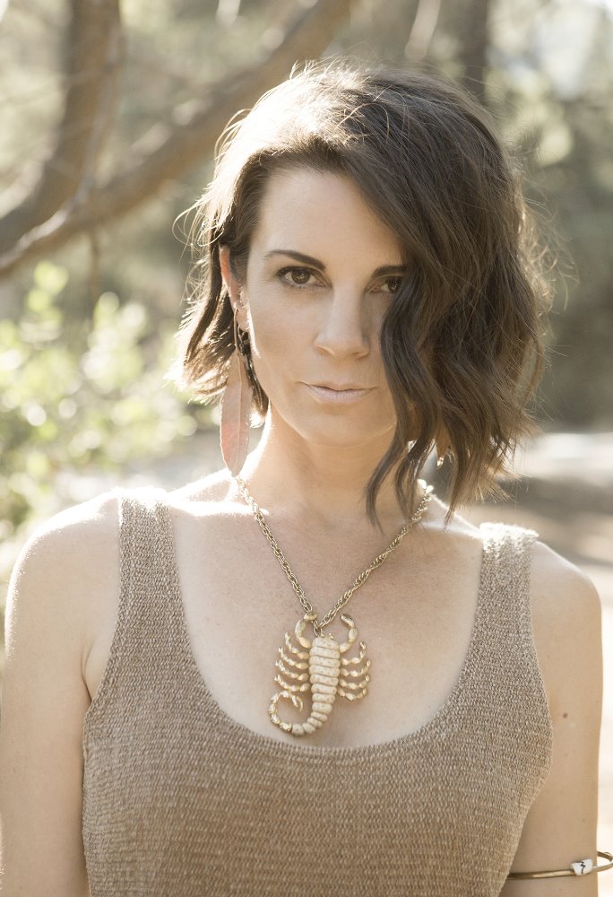 Leah Cairns