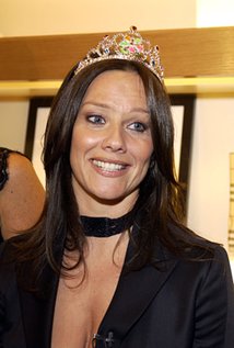Louise Ashby