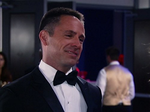 William deVry