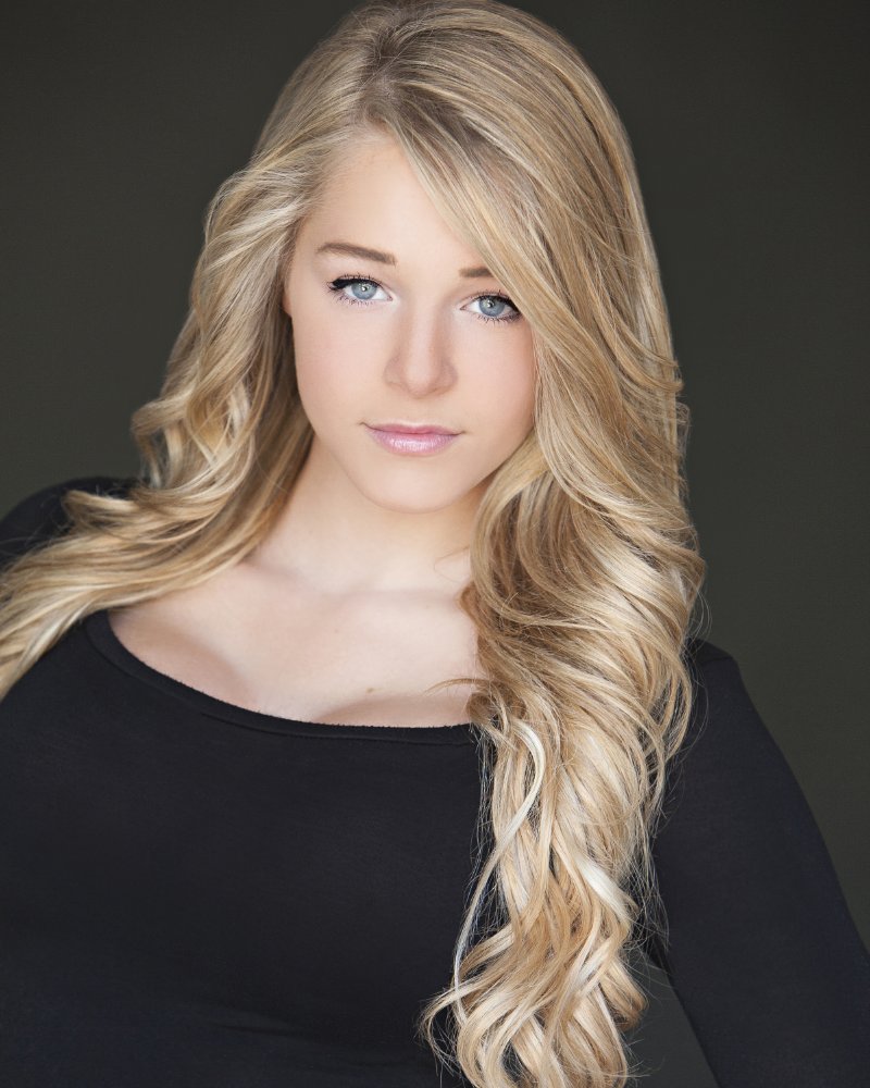 All about celebrity Courtney Tailor! Watch list of Movies online: Everybody  Wants Some!!, Boyhood! Fusion Movies