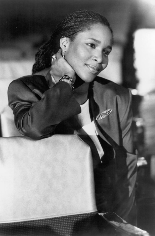 Suzzanne Douglas