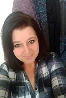 Amy M Gokey